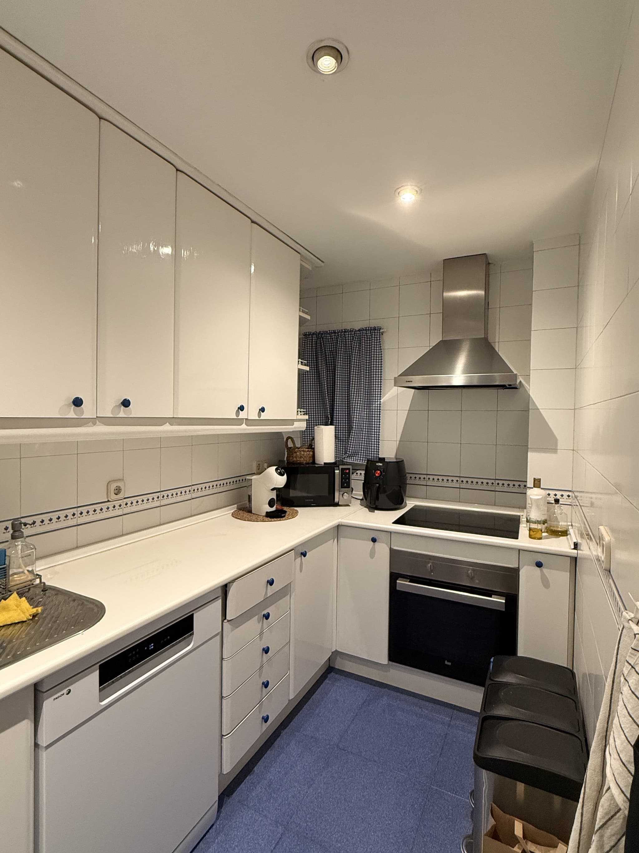 Piso Acogedor en Plaza de Santa María - Image 6