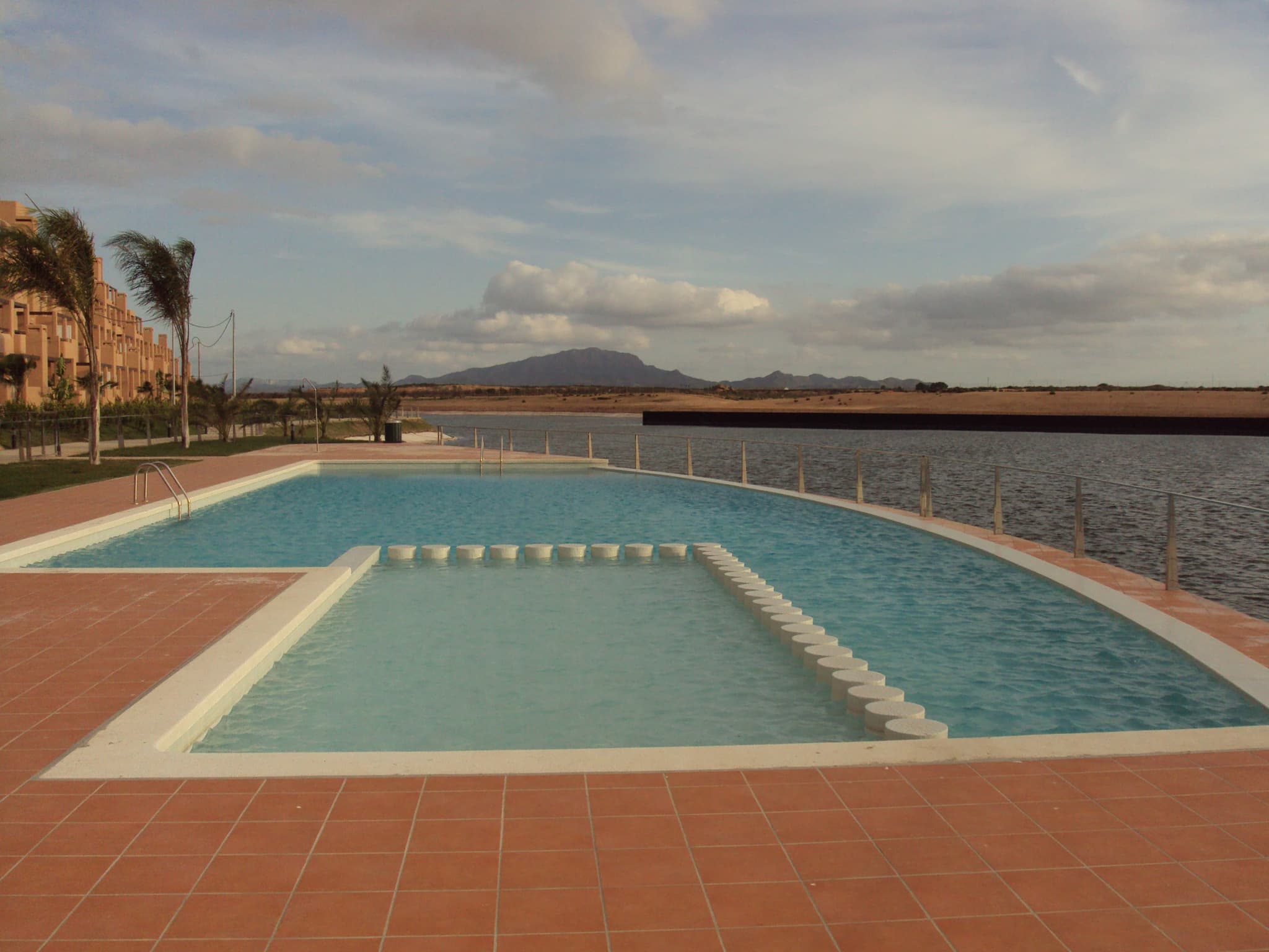 Piso luminoso en La Isla del Condado - Image 8