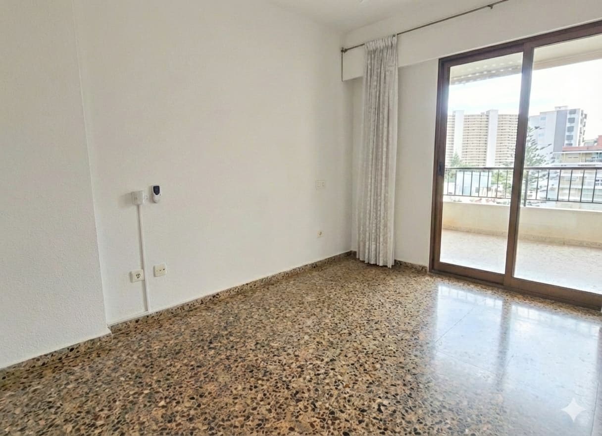 Piso en Avenida Santander (San Juan Playa) - Image 20