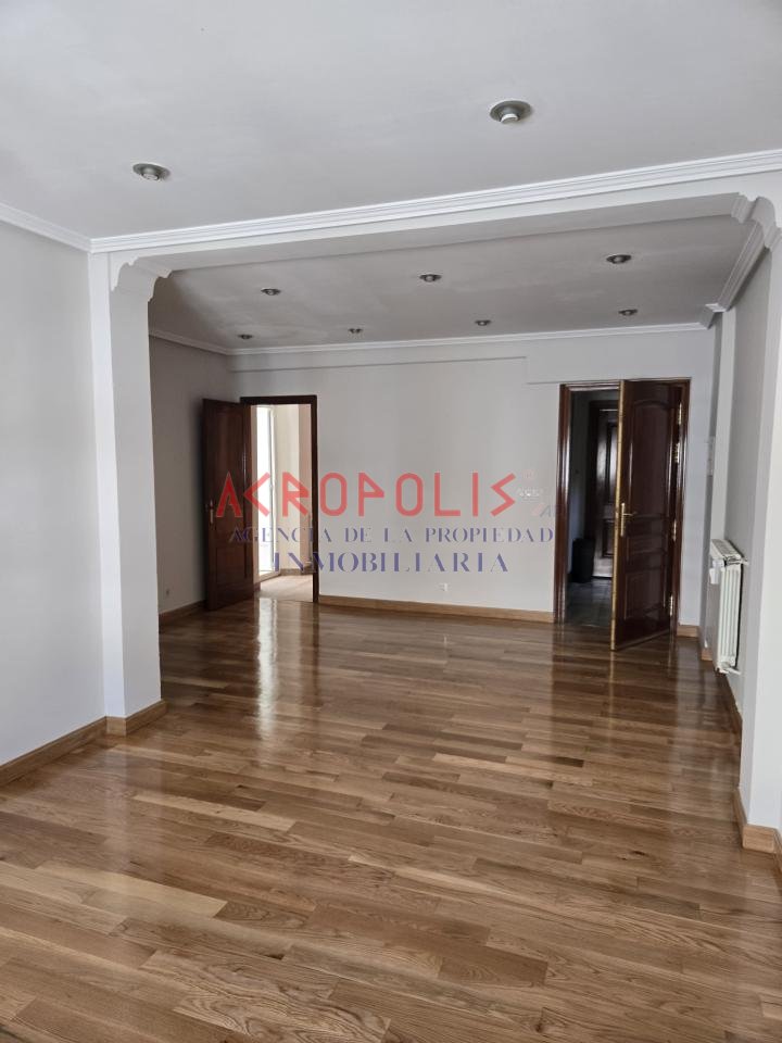 Piso en Calle Santa Clara 2 (Centro)