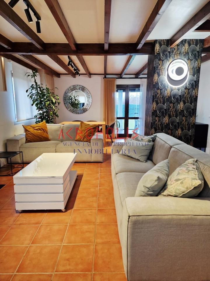 Casa en Calle Paradinas 9 (Villaquilambre)