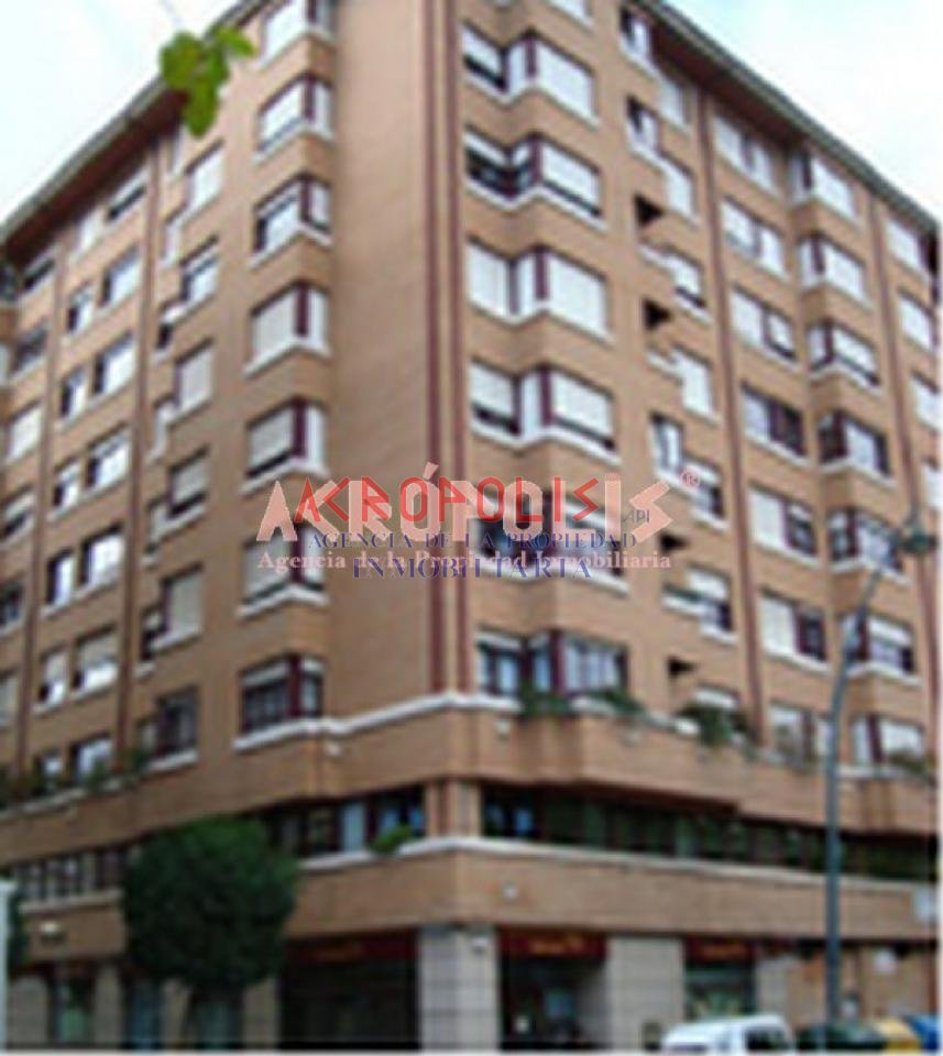 LOCAL EN VENTA EN EL PASEO SALAMANCA, LEON