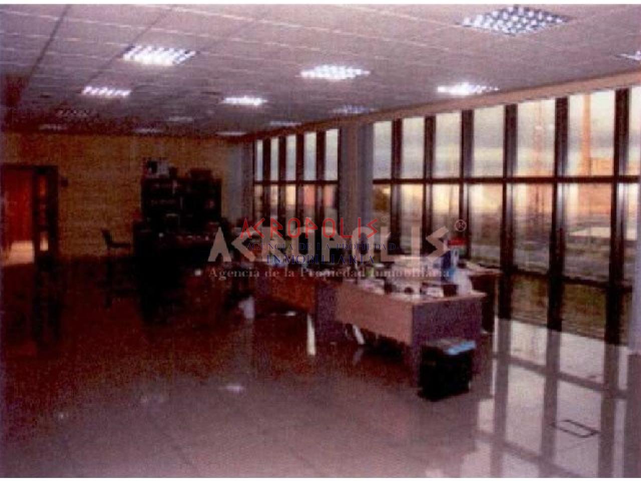 VENTA DE NAVE EN VALLE DE FORNELA