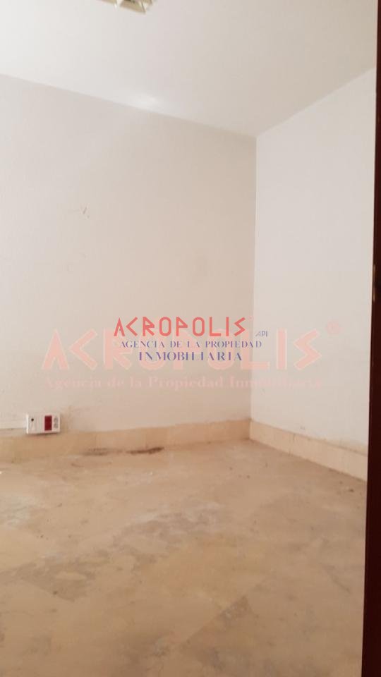 VENTA DE LOCAL COMERCIAL EN VILLARDECIERVOS, ZAMORA