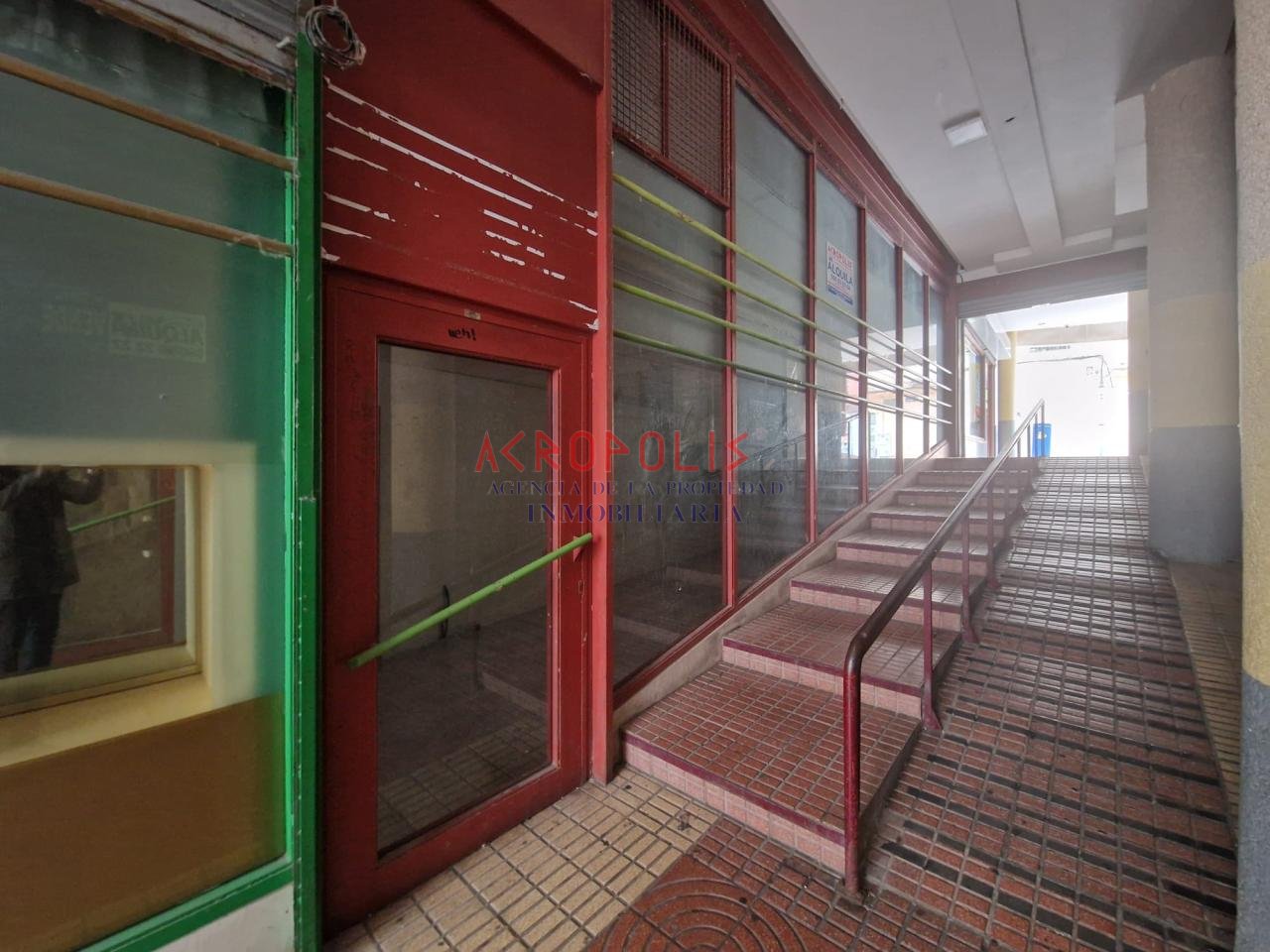 VENTA DE LOCAL EN BENAVENTE