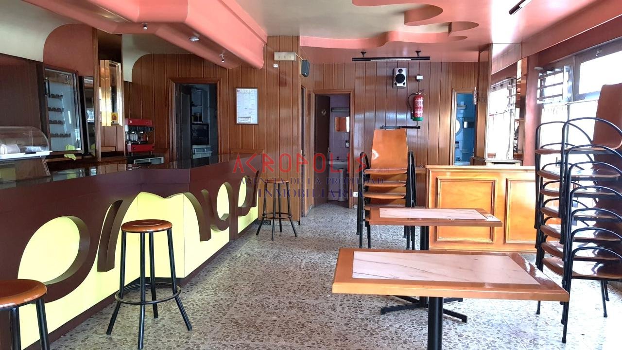 Local en Calle Señor de Bembibre 1 (Chantría)